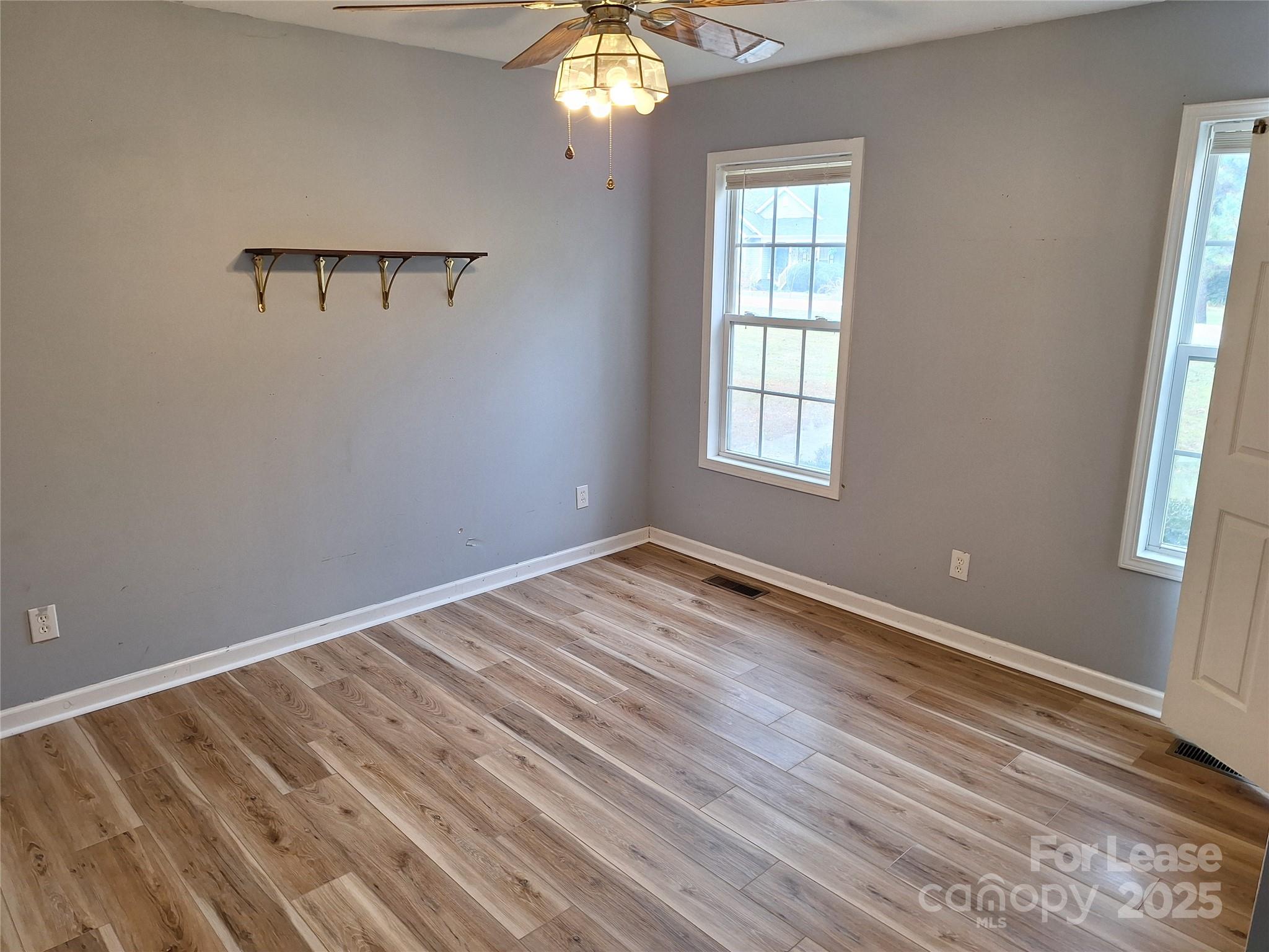 English Garden Park - Residential Lease
