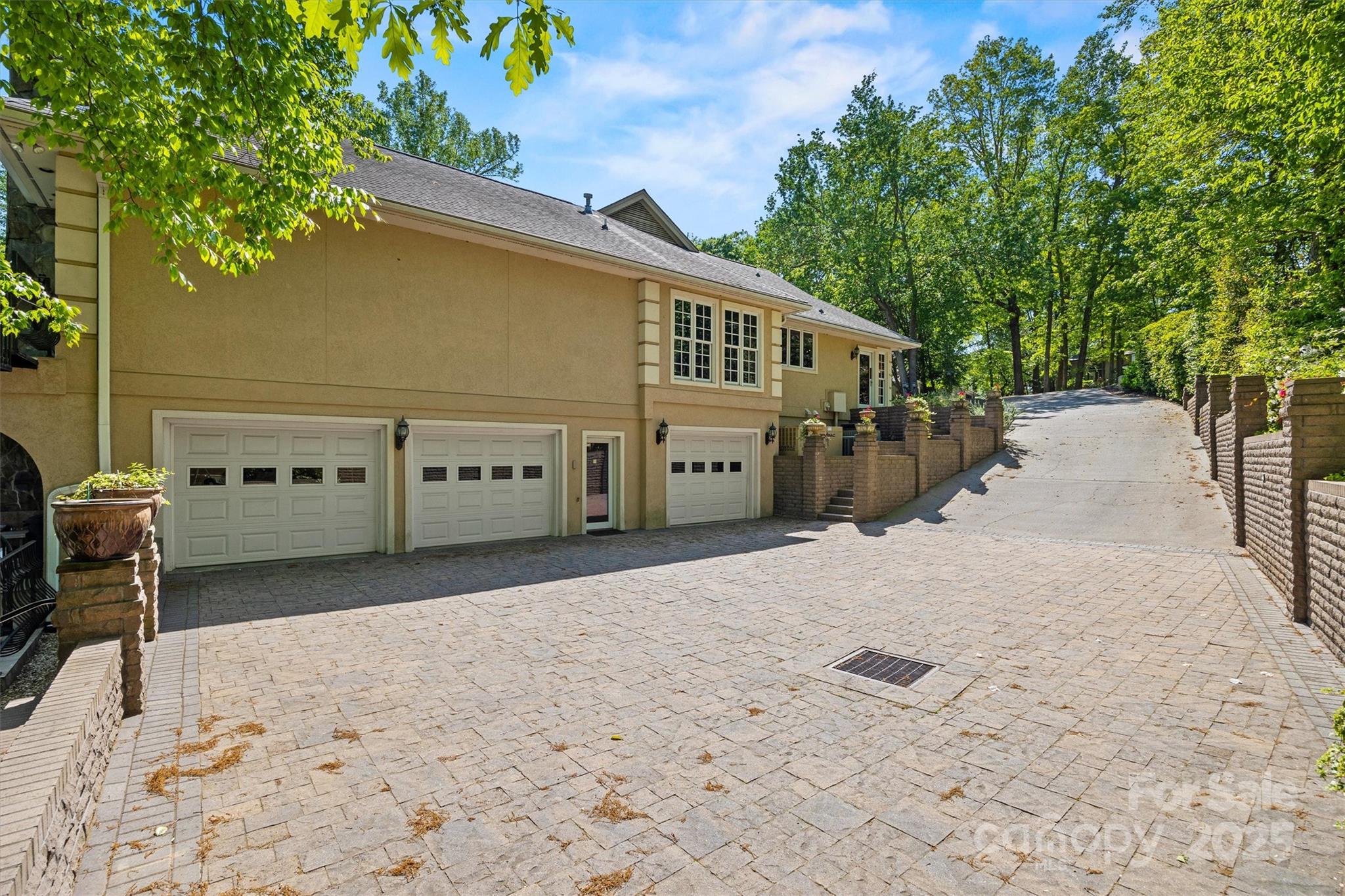 River Hills - Residential