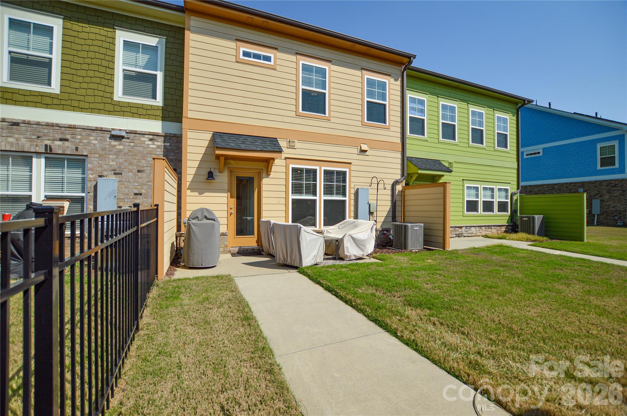 Riverwalk - Residential