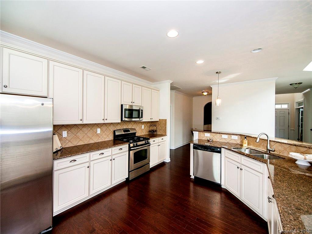 Lake Ridge - Residential