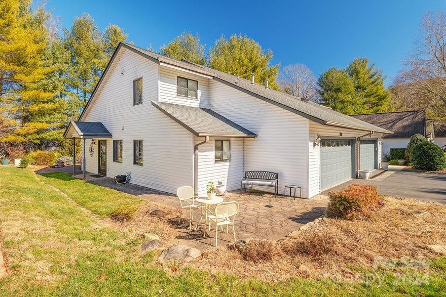 Fantastic end unit in the desirable neighborhood of Cimarron. The floor plan is perfect for privacy, with one full bedroom & bath on the main level, and a second bedroom & bath on the upper level. Enjoy the naturally well lit living room with soaring ceiling heights, a gas fireplace, and open floor plan that easily accesses the dining and kitchen areas. The dining area has lovely custom built-ins & a breakfast bench with storage. New flooring throughout most of the unit. Beautiful upgraded granite tops in both bathrooms. Plenty of room for spreading out with an additional loft/living space upstairs. Lots of closets and attic space for storage. Double car garage for parking with additional guest parking across from the unit. New garage door. Outside features over 600 square feet of hardscape patio space, 200 sf of it being covered with a new insulated patio roof. New washer & dryer convey. HOA covers pool, clubhouse, landscaping, water, sewer & more! One of the best units in the 'hood!