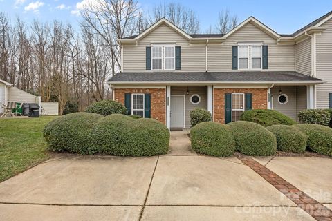 9407 Kimmel Lane Charlotte NC 28216