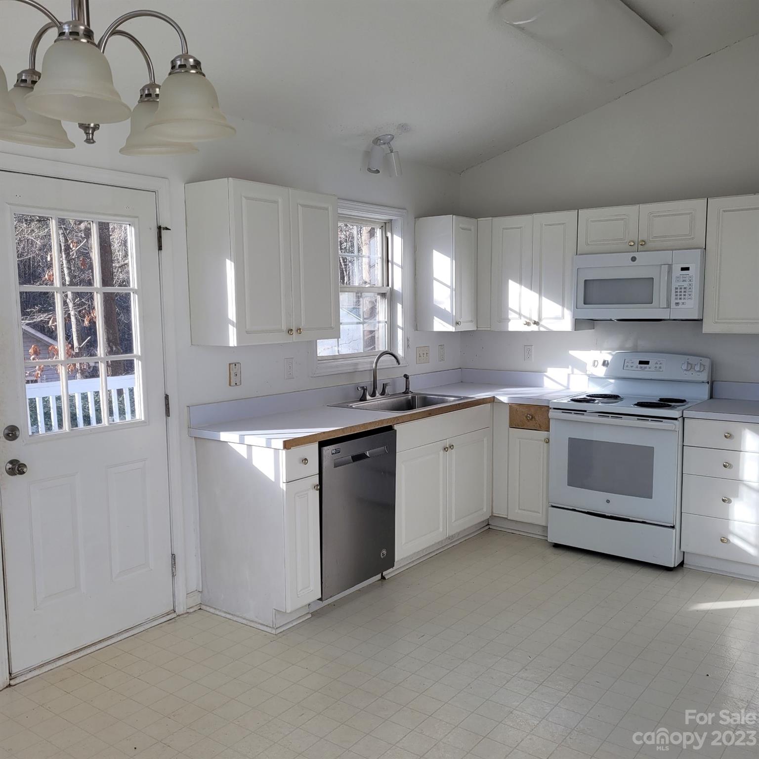 Anchors Landing - Residential