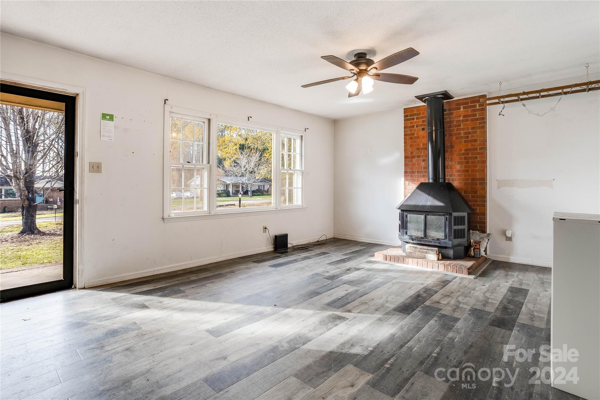 Pine Acres - Residential