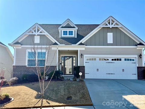 Photo of 1157 Overlake Drive, Belmont, NC 28012 (MLS # 4286954)