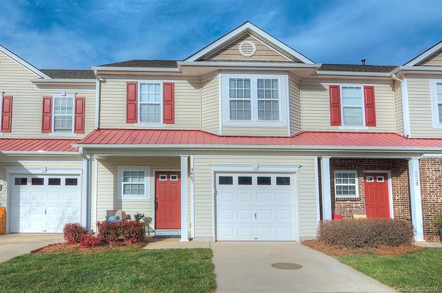 Spacious town home in Arlington. Immaculate condition. Open floor plan. Gas logs in great room. Kitchen with SS appliances and breakfast bar. Dual master bedrooms on upper level are generous in size with walk in closets. Great patio for BBQ's. Huge common area in back. 1 car attached garage plus 2 additional parking spaces. Minutes to Blakeney & Ballantyne. Low SC taxes.