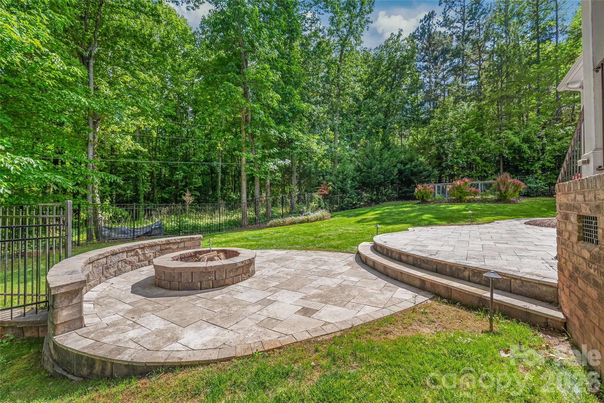 Woodcliff - Residential