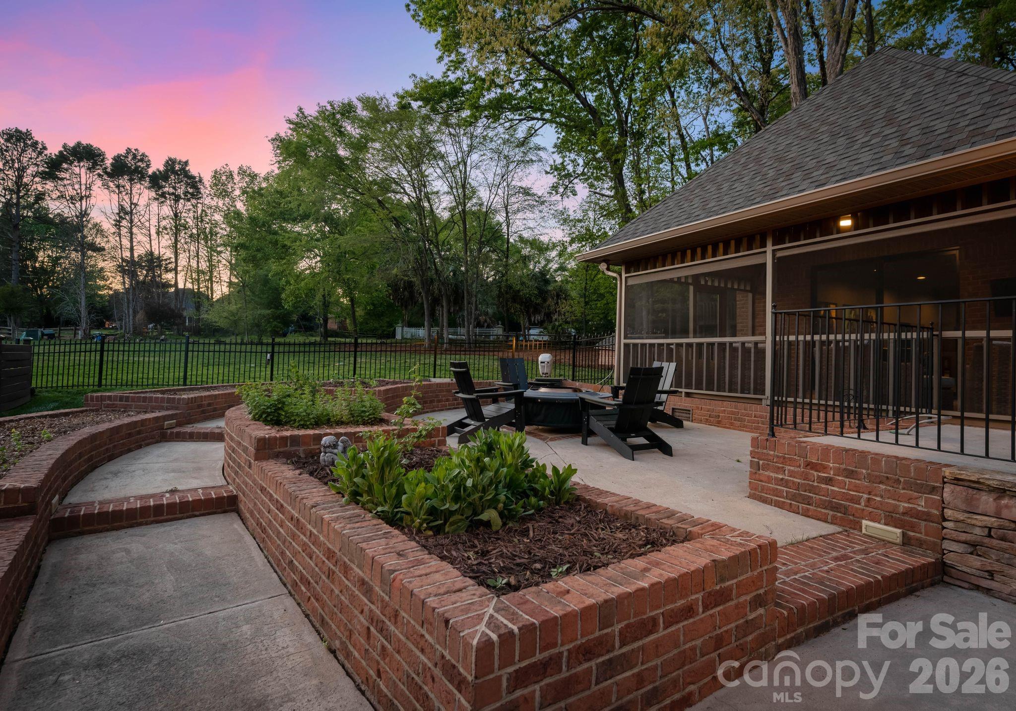 Highview Estates at Lake Providence - Residential