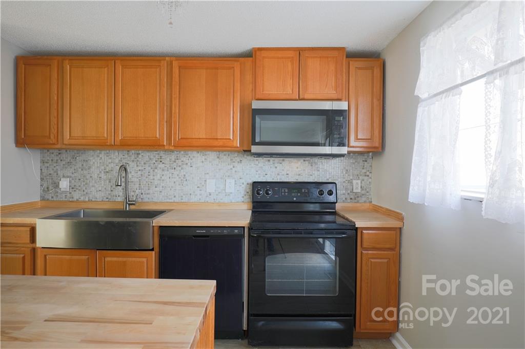 Holly Hills - Residential