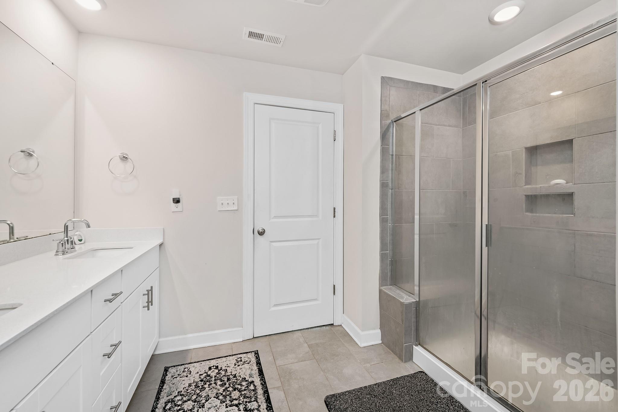 Anniston Chase - Residential