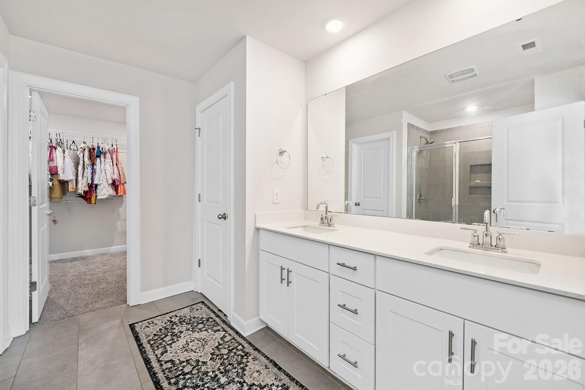 Anniston Chase - Residential