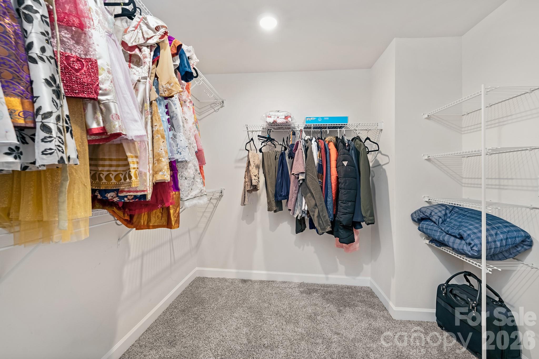 Anniston Chase - Residential