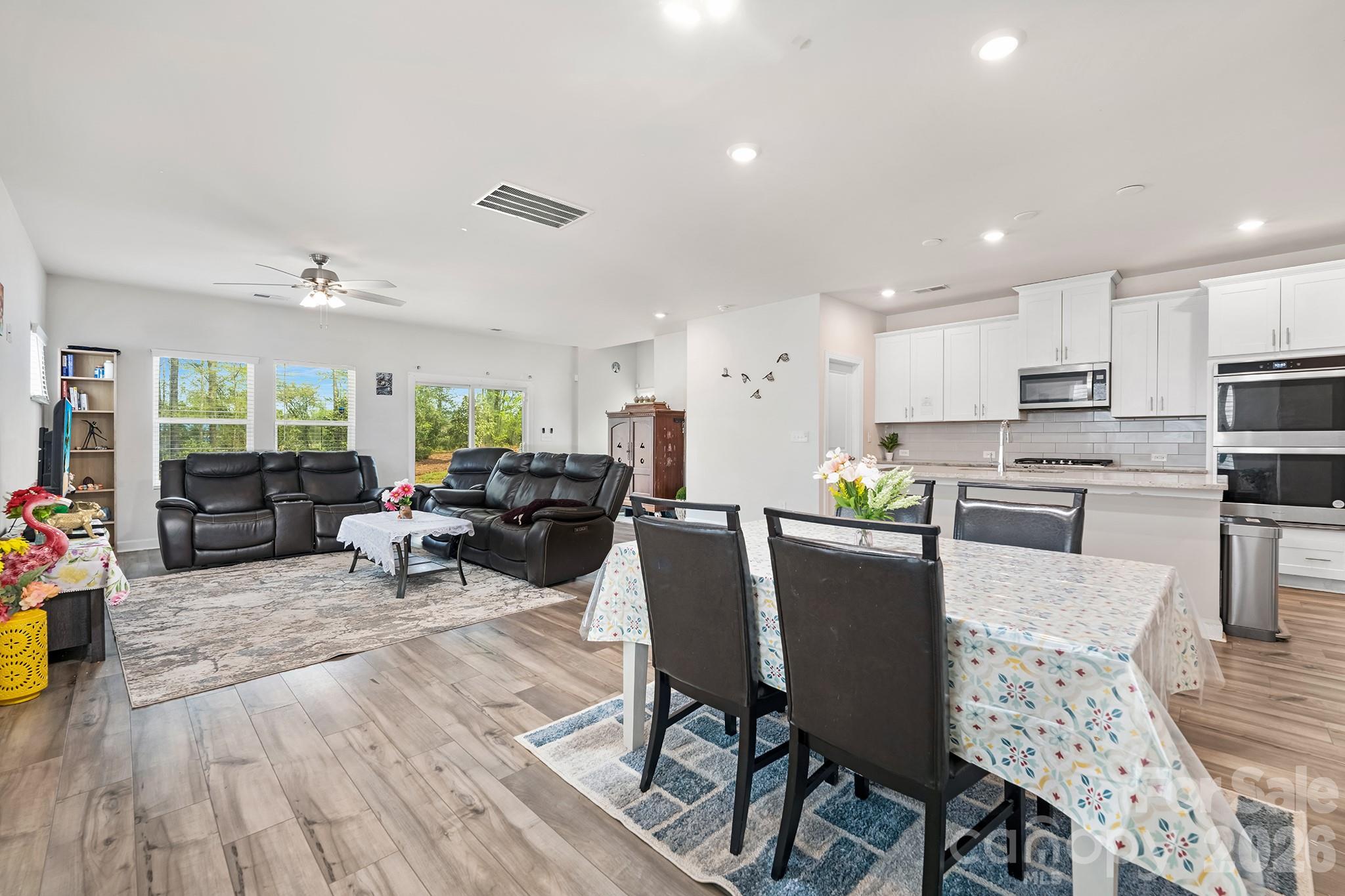 Anniston Chase - Residential