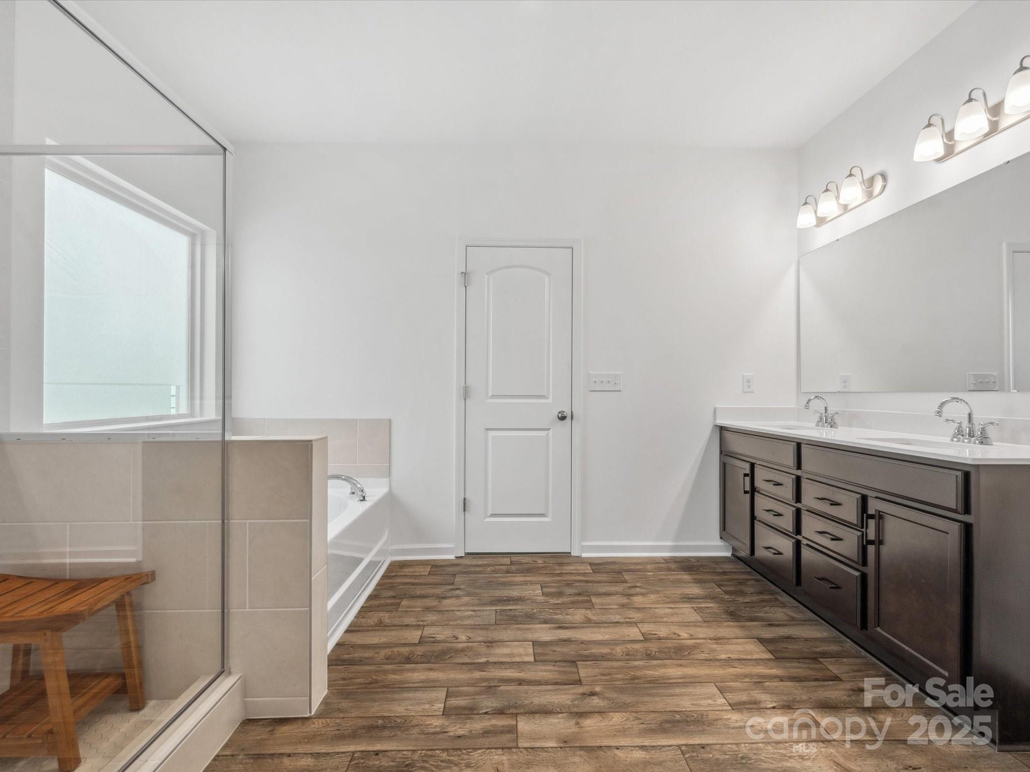 The Glenns - Residential