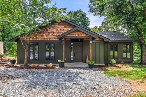 Photo for 690 Leagan Drive
