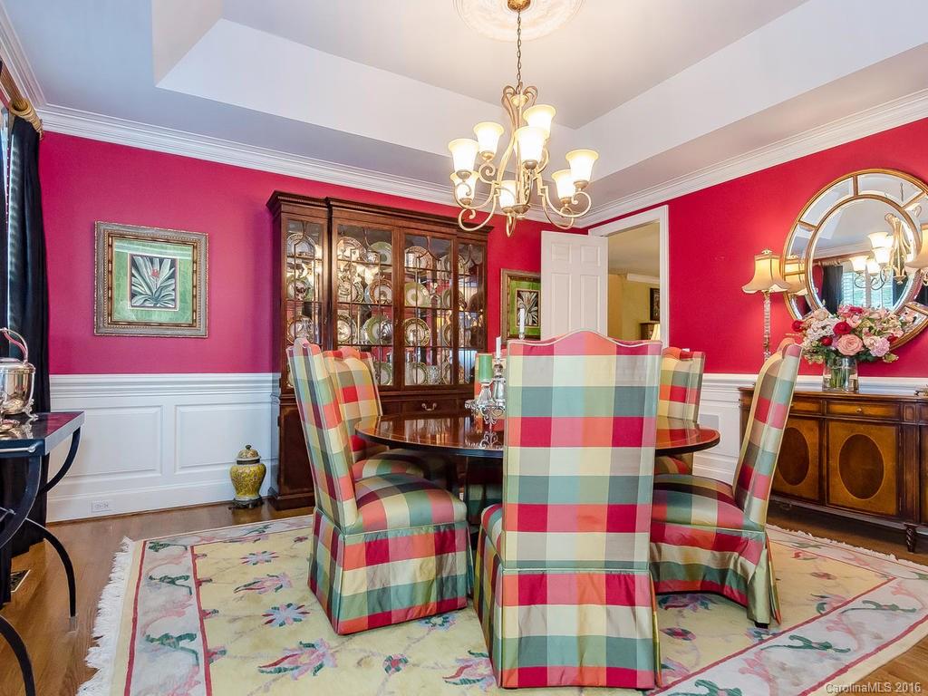 Hampton Manor - Residential