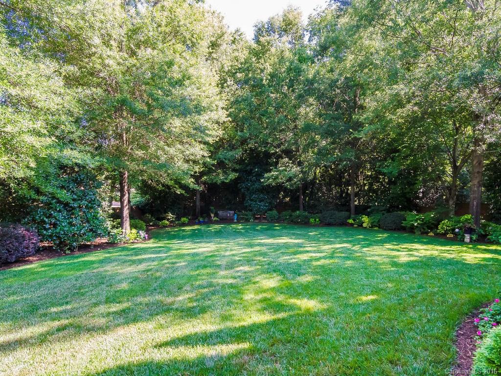 Hampton Manor - Residential