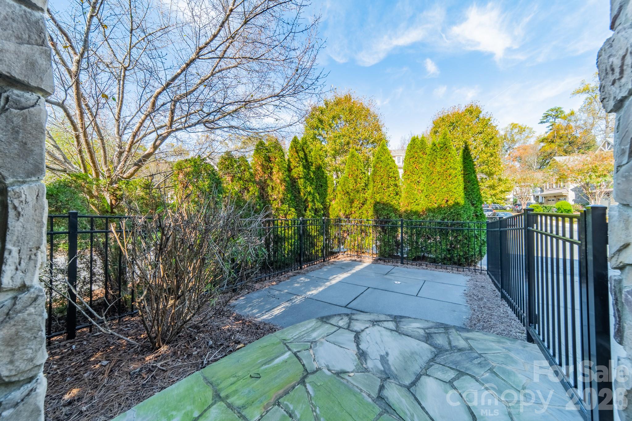 Charndon Village - Residential