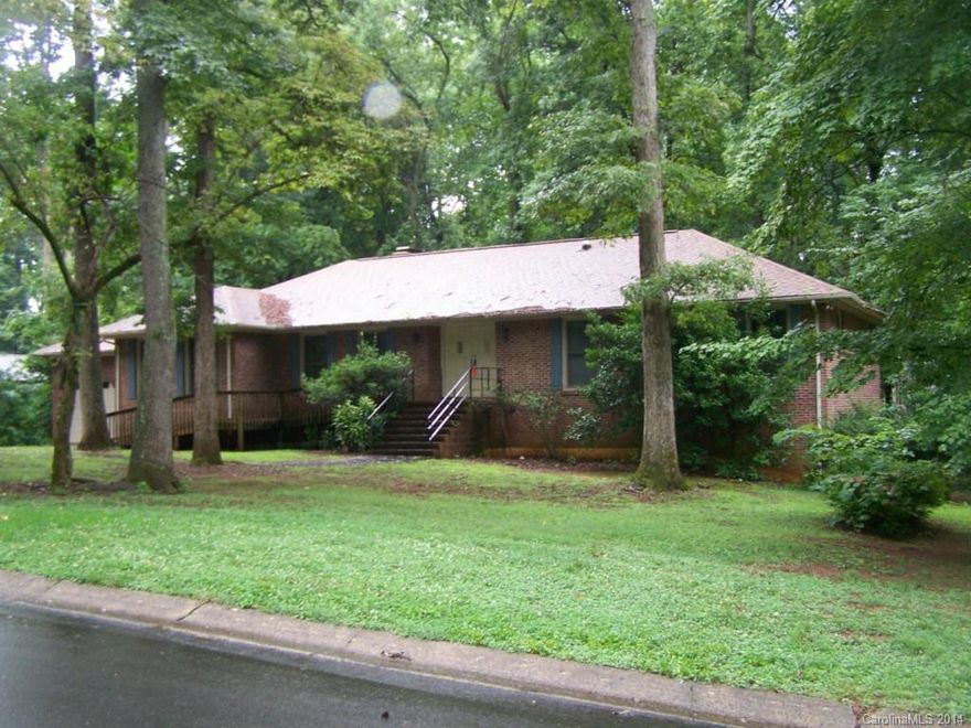 This home is a awesome buy.  It is subject to short sell approval.  This all Brick home has 2 fire places, large kitchen, 3 car garage, located in a gated/golf course community. Community has club house, marina, tennis courts, its own security and many other amenities. Pool Table will stay.  Home needs some TLC, which is why the home is priced as it is.  You will not want to miss seeing this home.