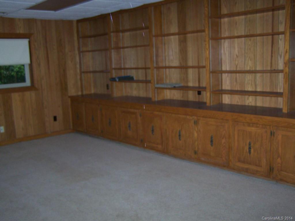 River Hills - Residential