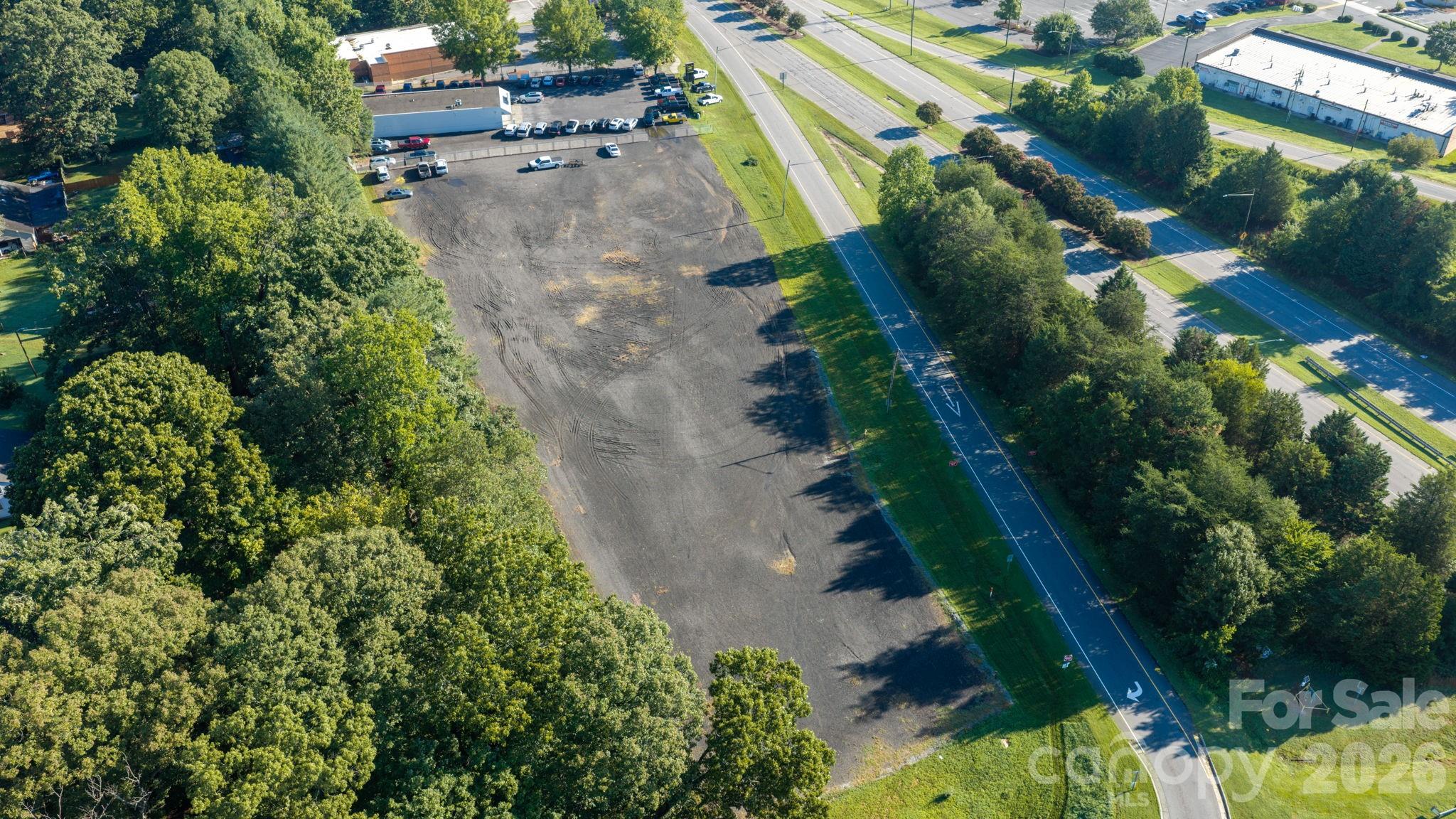 3196 Peters Creek Parkway