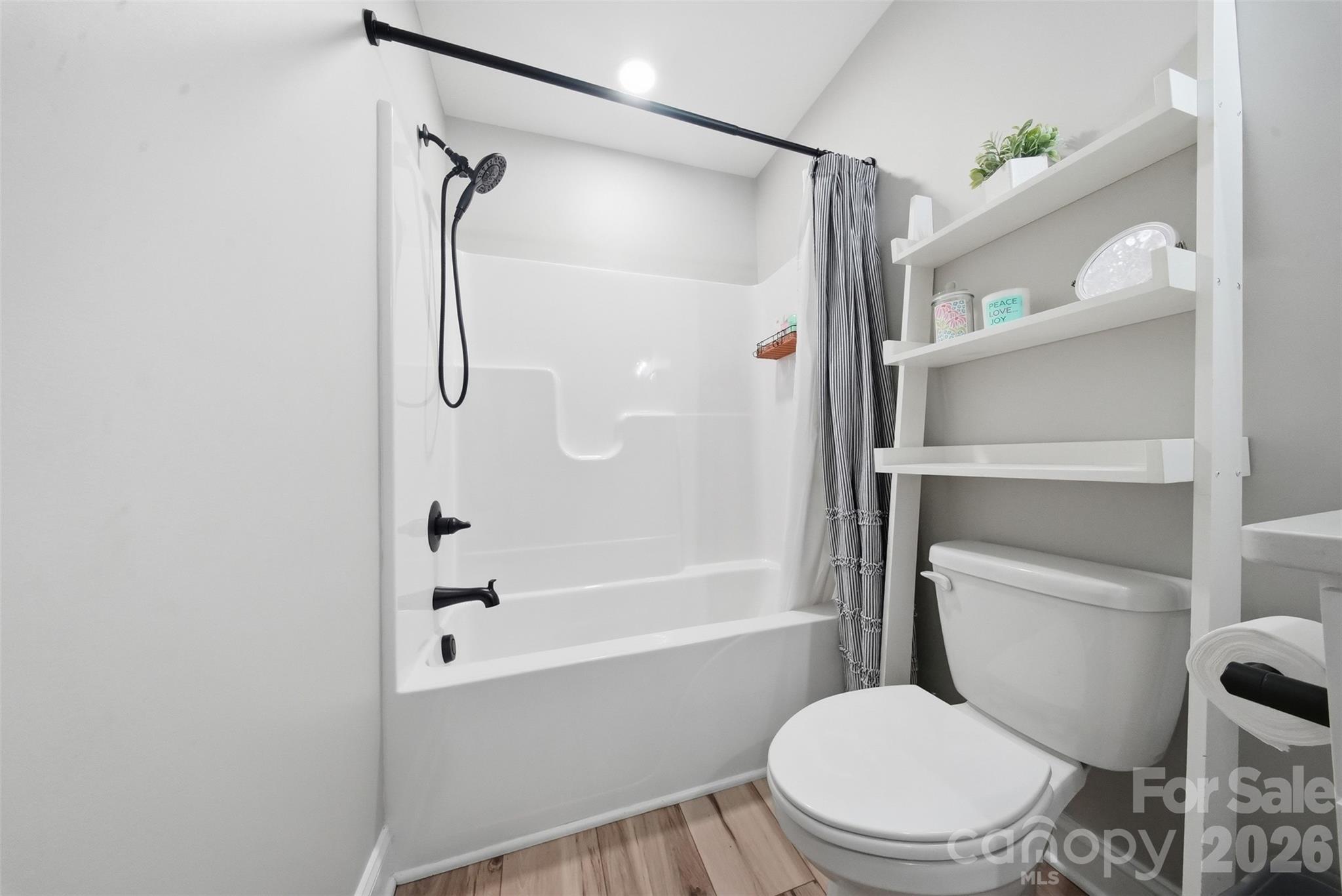Shoal Farms - Residential