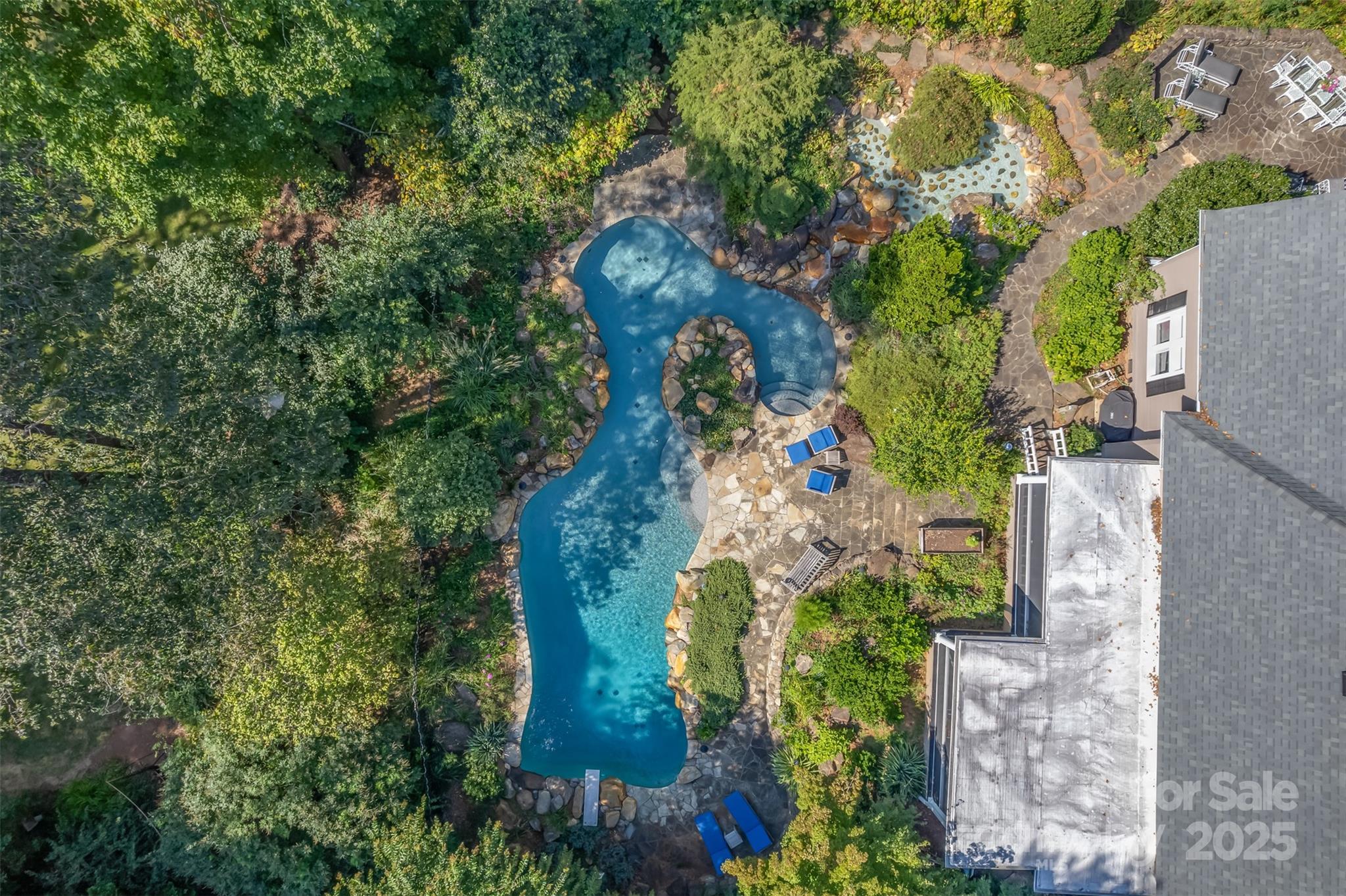 447 & 459 N Washington Street