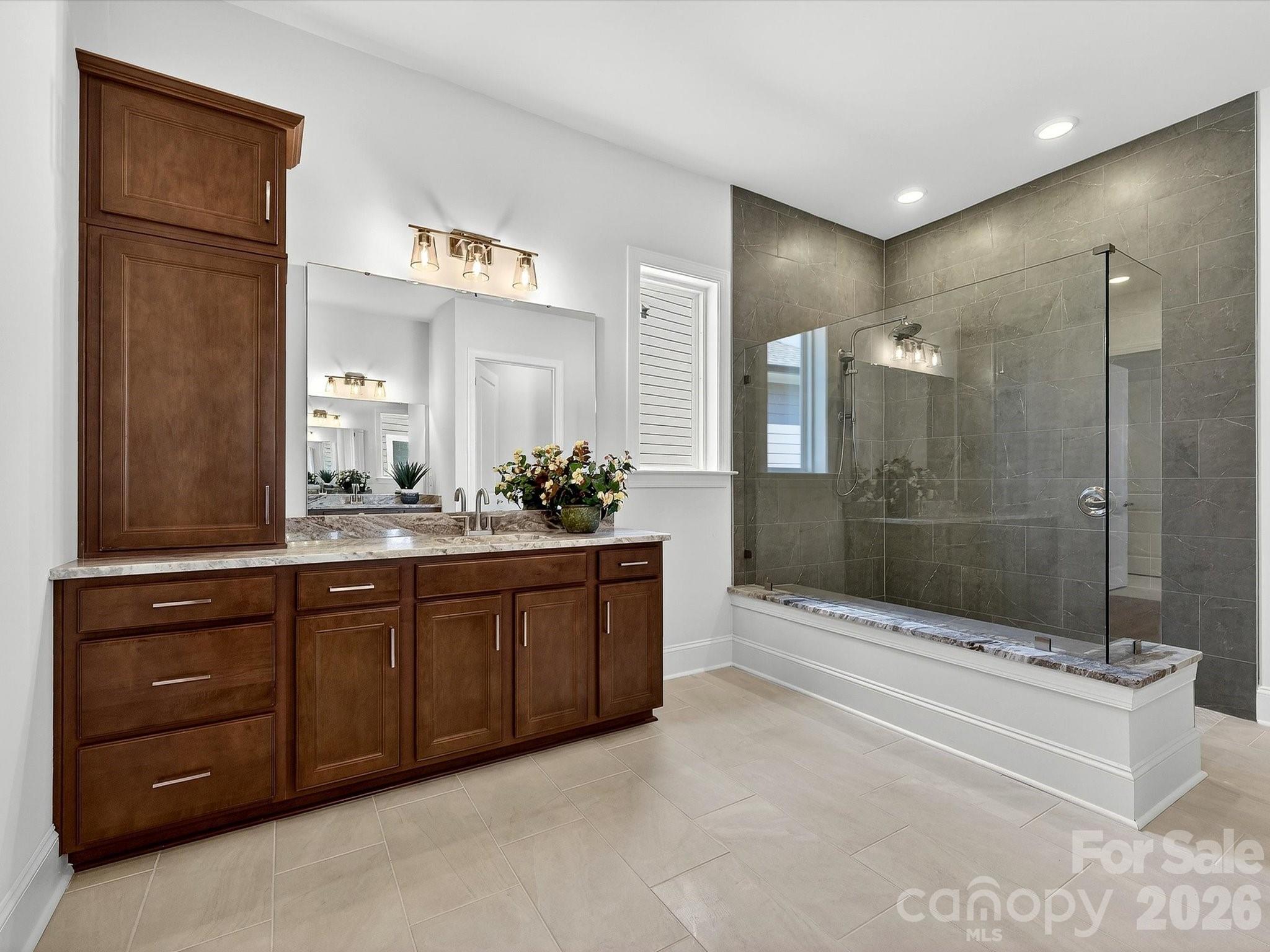 Encore At Streamside - Residential