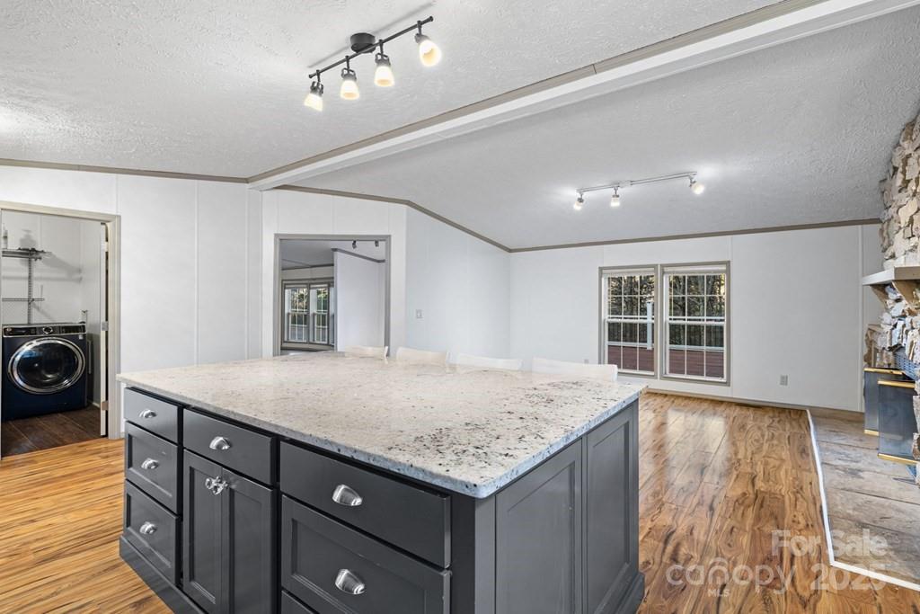 2033 Mill Creek Road