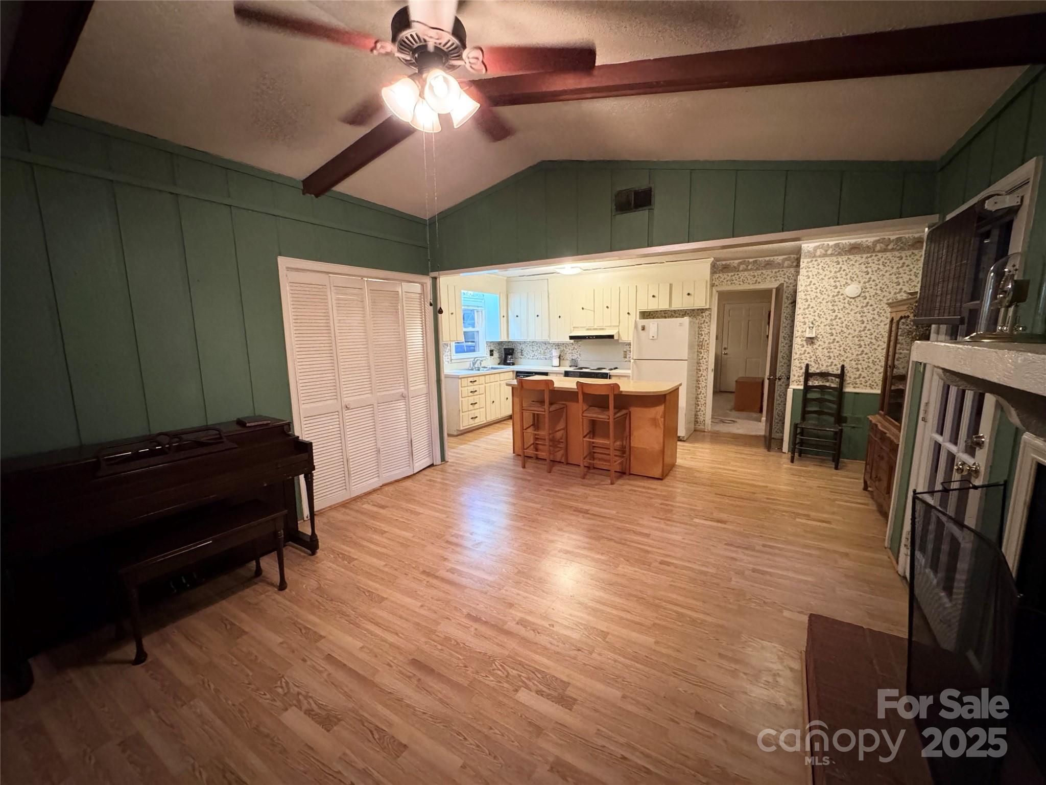 7501 Pawtuckett Road