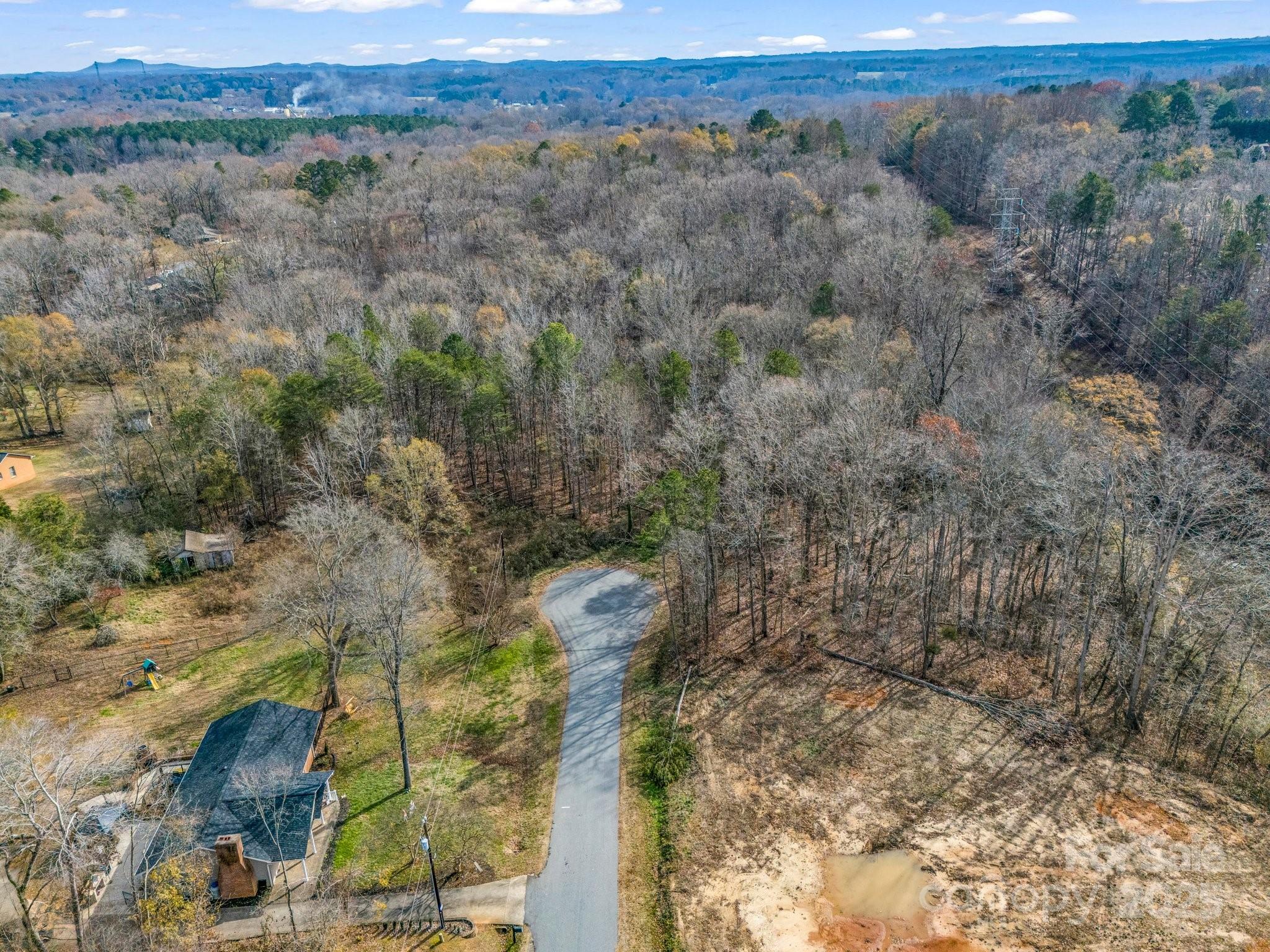 123 Pinecrest Drive
