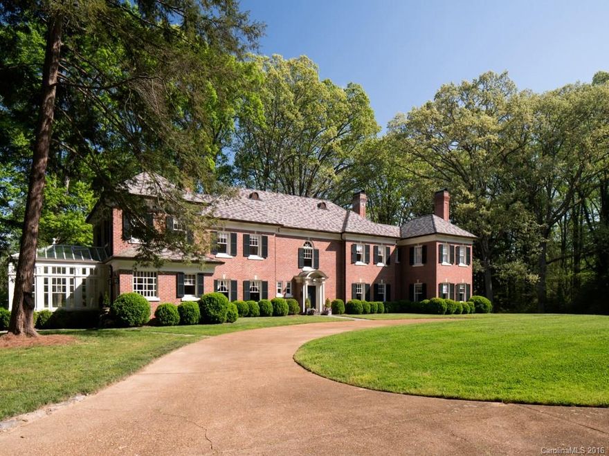 Classicism Ralph Lauren style. High on a 4.5 acre knoll, beautifully renovated, 2 bedroom guest house, stone campfire area, gardens, Oak Leaf conservatory, two judge paneled libraries, generous expanses of lawns.