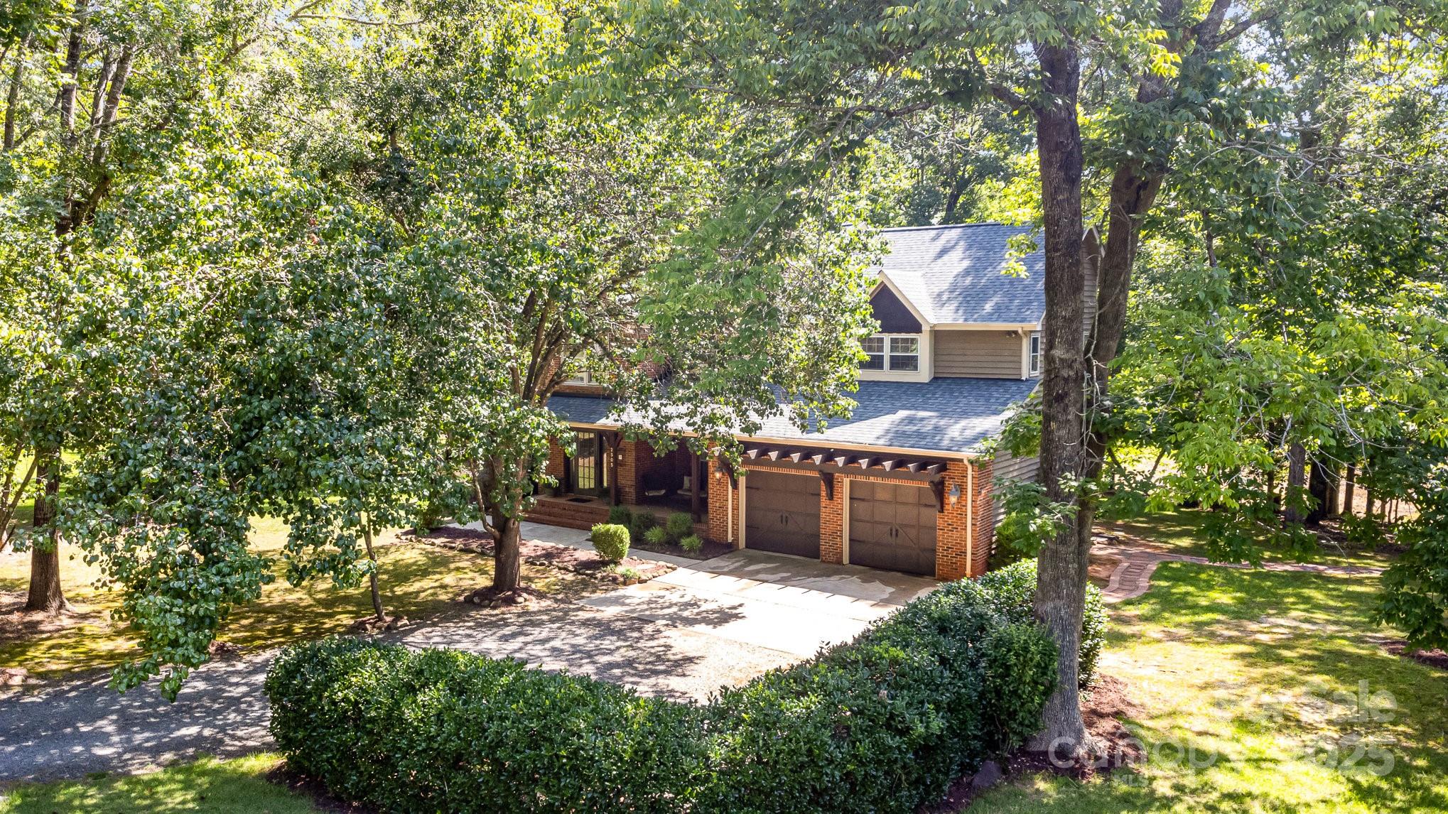 2505 Mountain Folk Lane