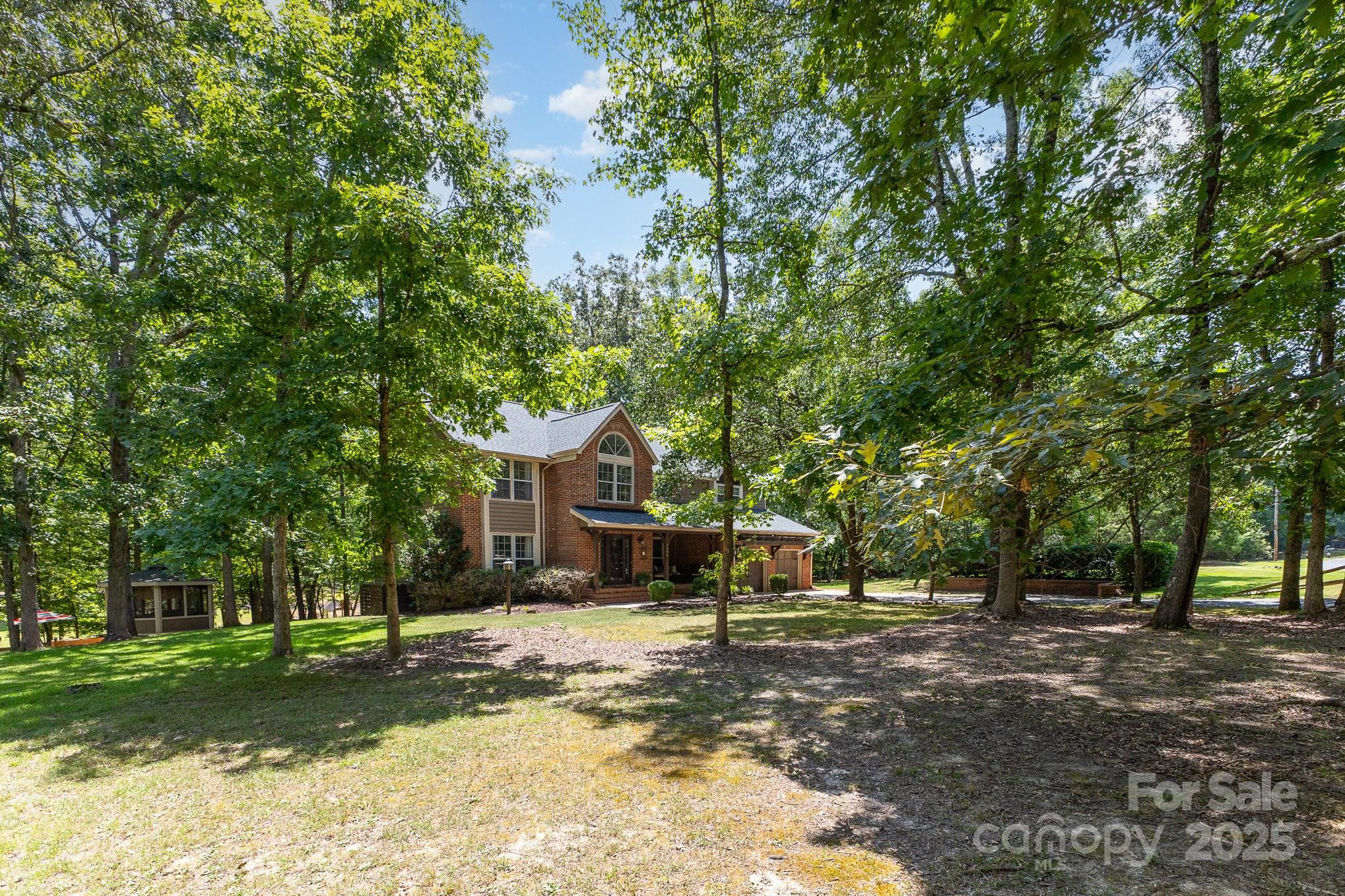 2505 Mountain Folk Lane