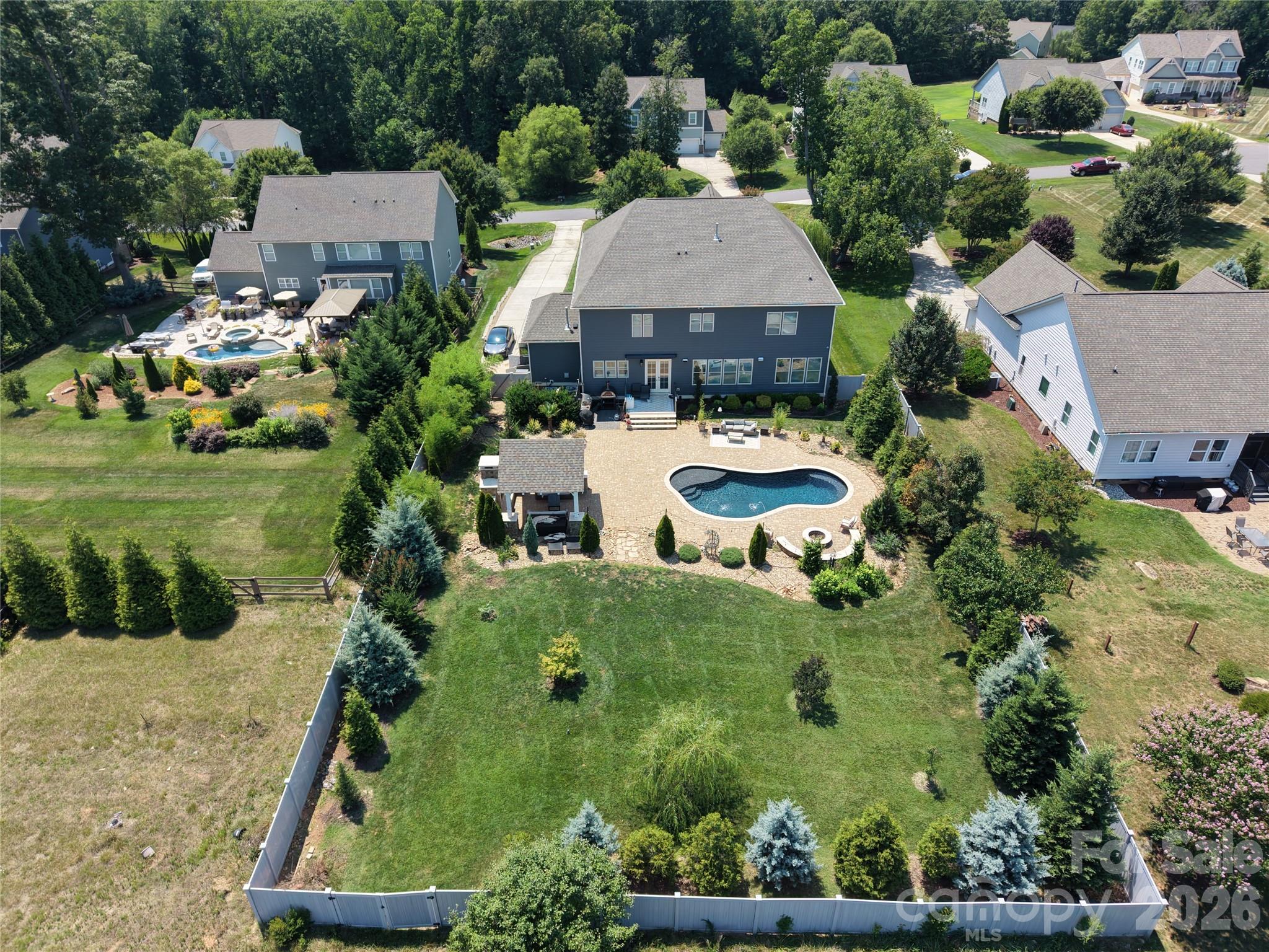 142 Farm Knoll Way