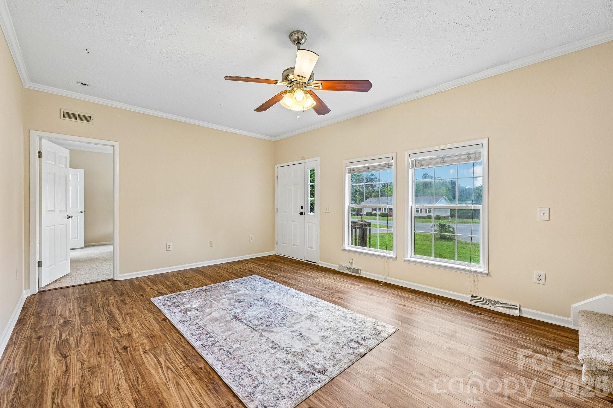 108 Grand Acres Lane