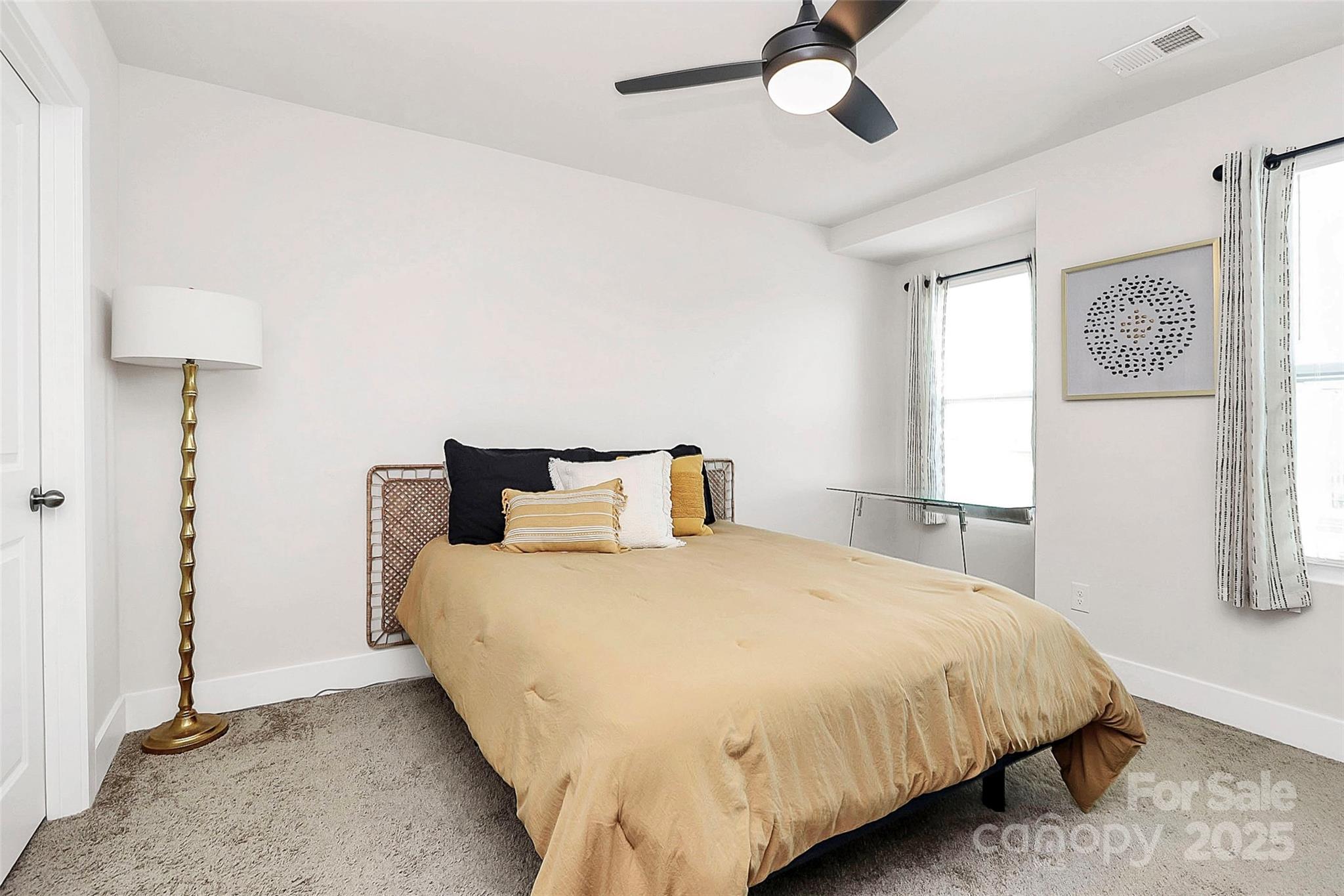 Charlotte, North Carolina 28262, United States, 4 Bedrooms Bedrooms, ,4 BathroomsBathrooms,Residential,Active,110861