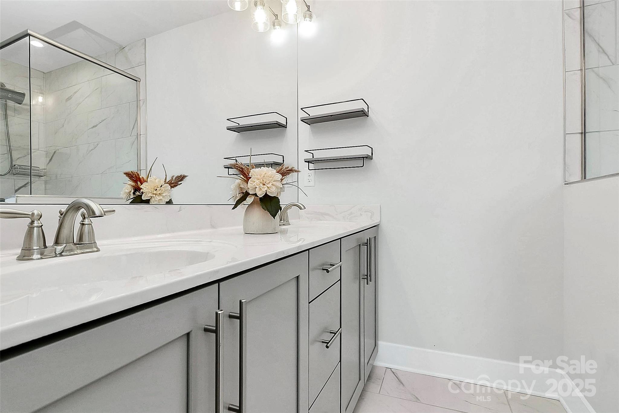 Charlotte, North Carolina 28262, United States, 4 Bedrooms Bedrooms, ,4 BathroomsBathrooms,Residential,Active,110861