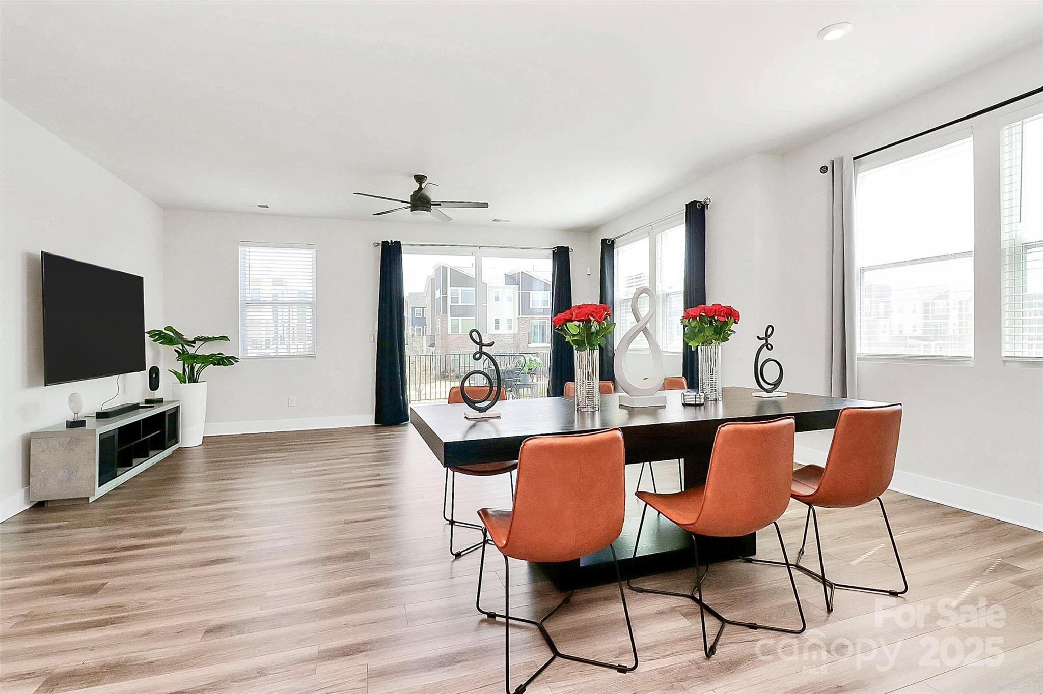 Charlotte, North Carolina 28262, United States, 4 Bedrooms Bedrooms, ,4 BathroomsBathrooms,Residential,Active,110861