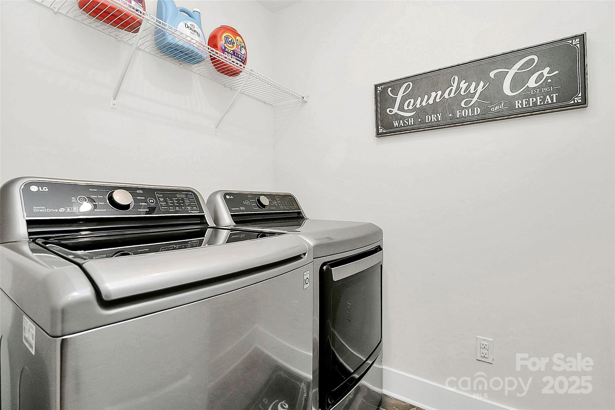 Charlotte, North Carolina 28262, United States, 4 Bedrooms Bedrooms, ,4 BathroomsBathrooms,Residential,Active,110861