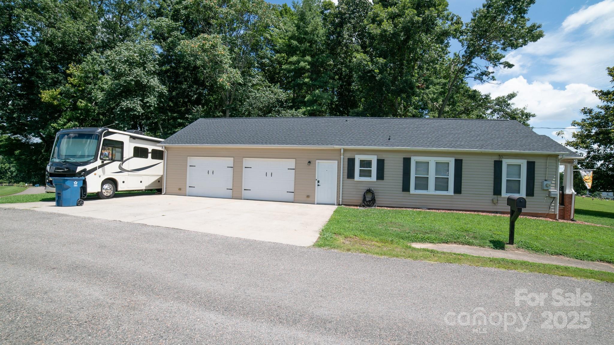 2594 Timberwood Drive