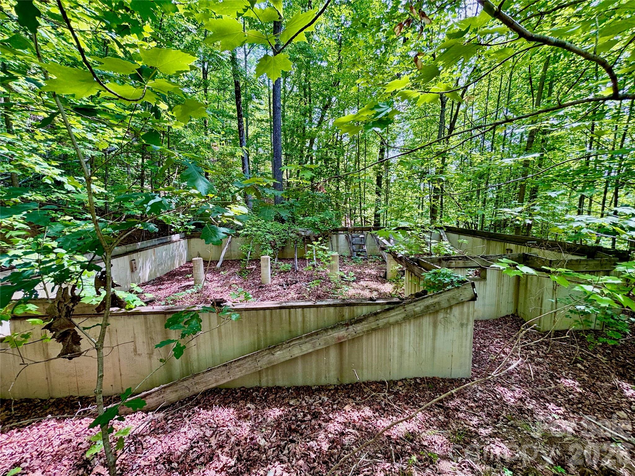 350 Springvalley Drive