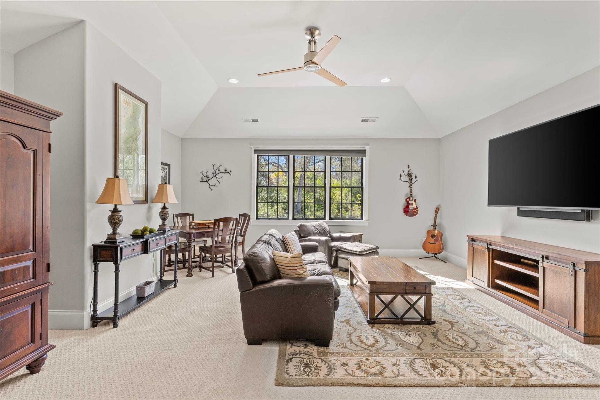 Foxcroft Woods - Residential