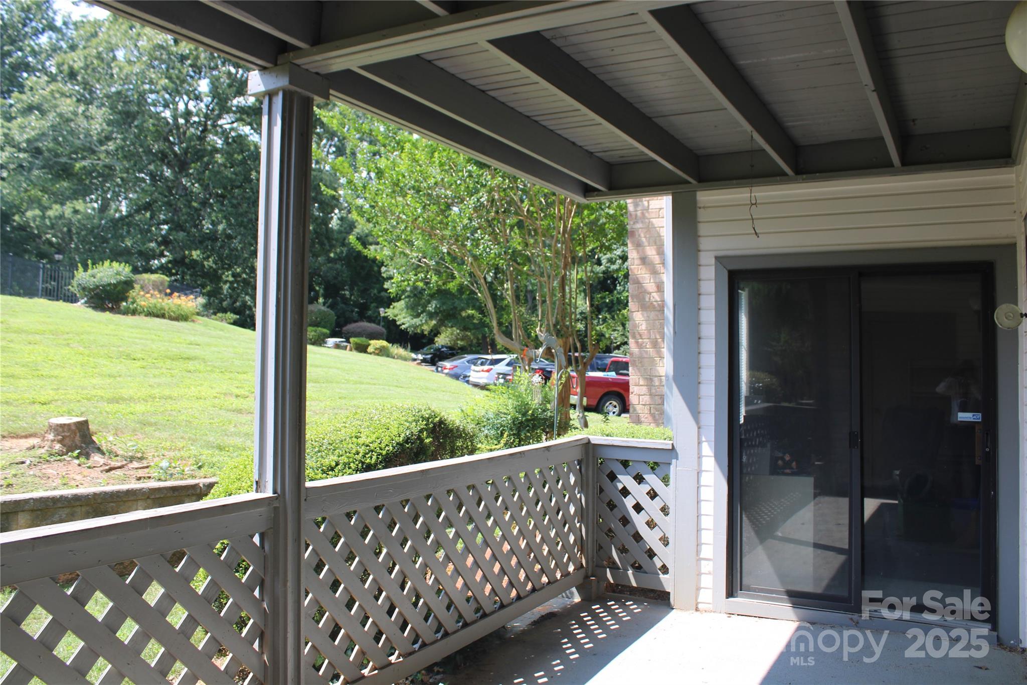 Harris Lake - Residential