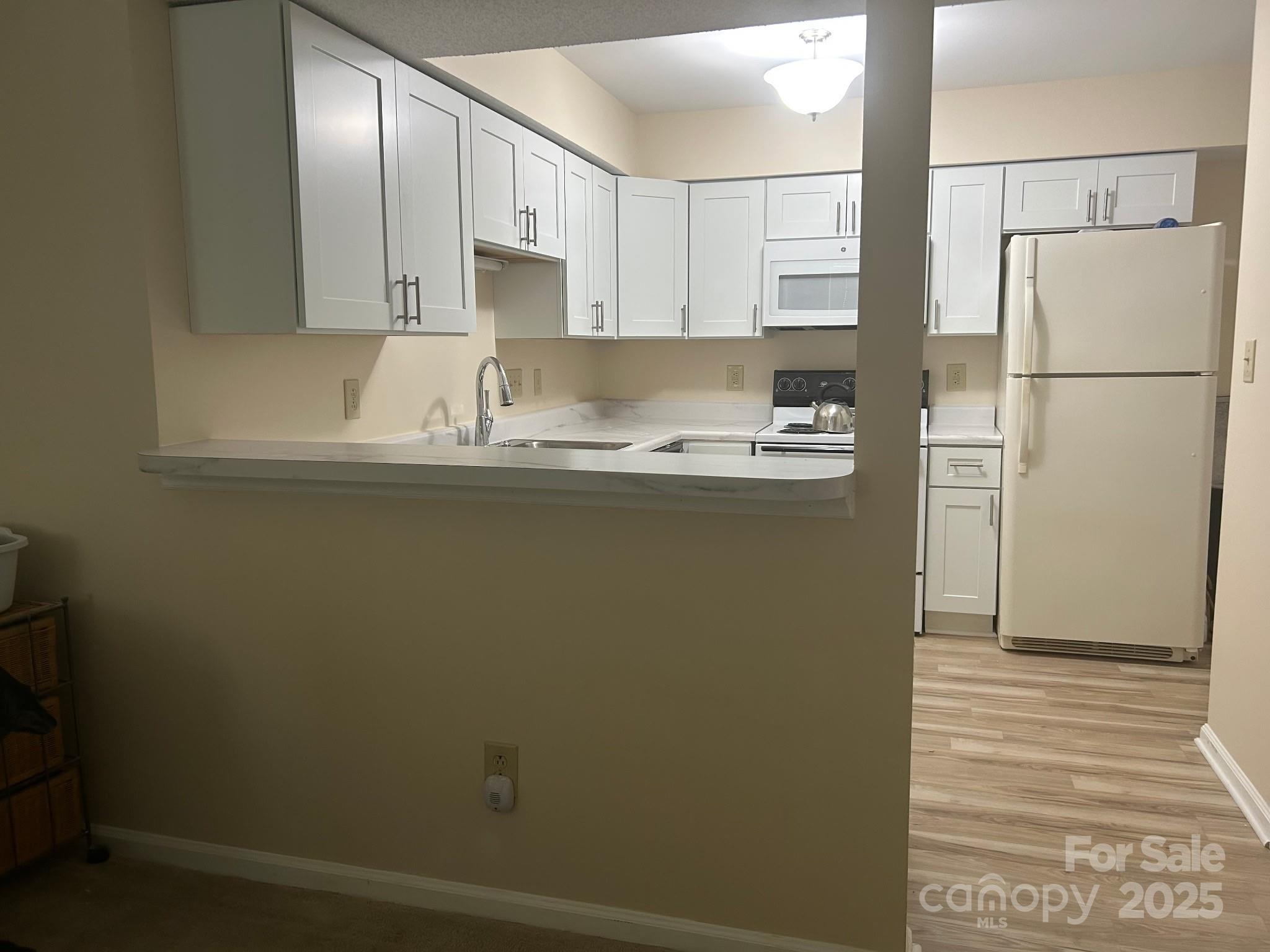 Harris Lake - Residential