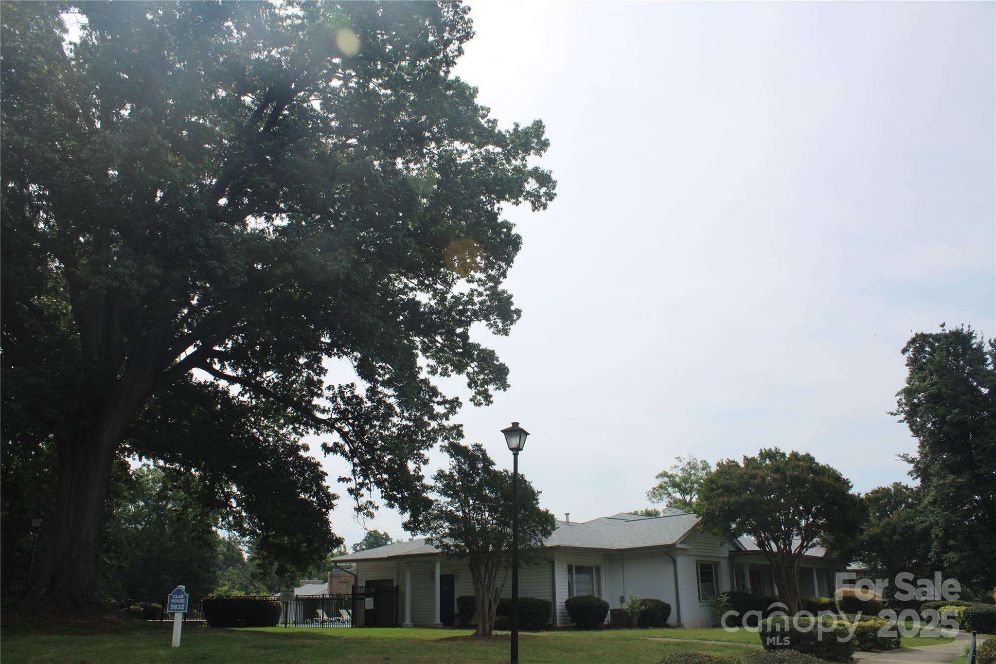 Harris Lake - Residential