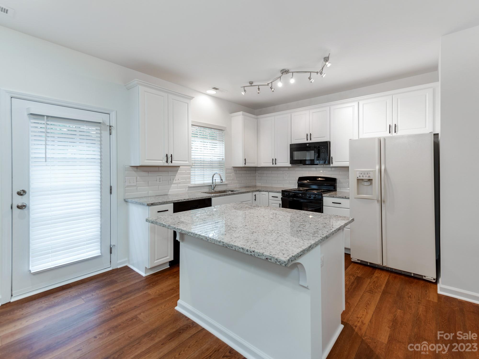 Villages of Avonlea - Residential