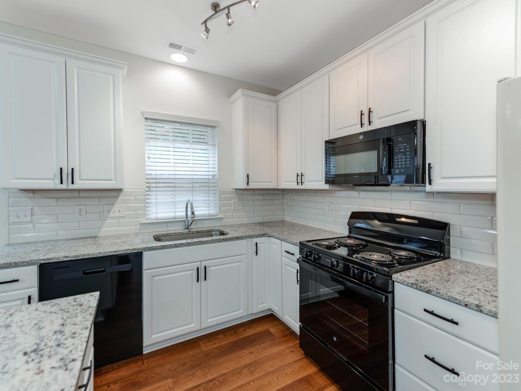 Villages of Avonlea - Residential