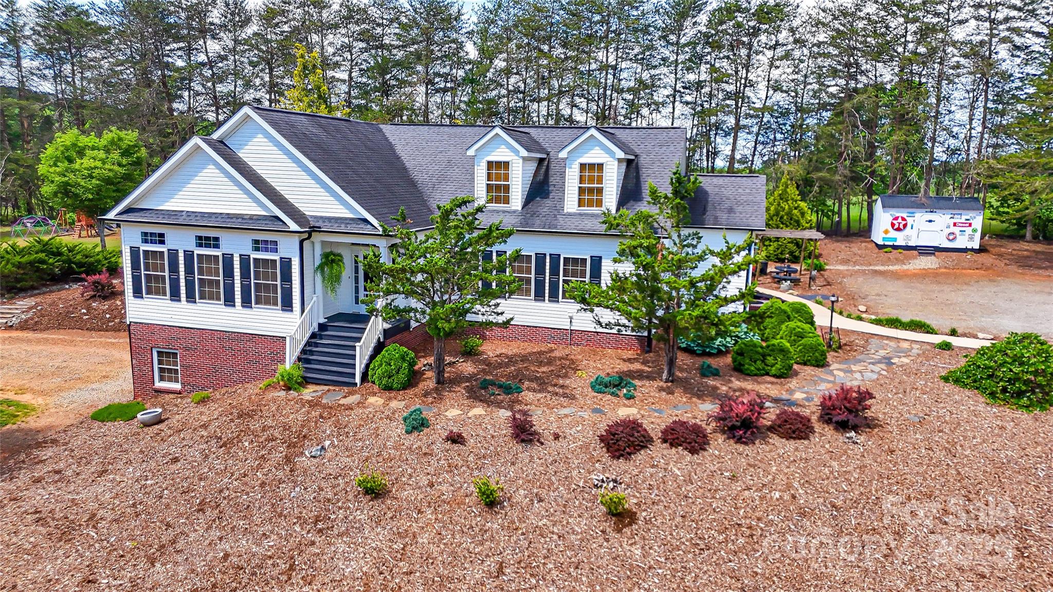 5562 Jenkins Road