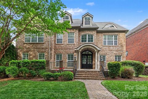 Photo of 11215 Warfield Avenue, Huntersville, NC 28078 (MLS # 4376014)
